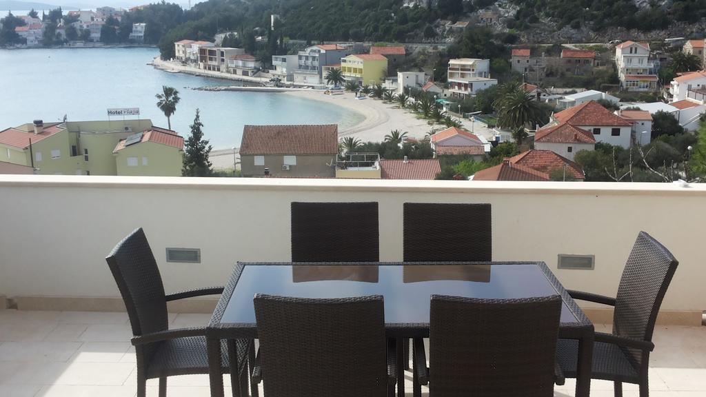 Holiday Home Anna Klek Ruang foto